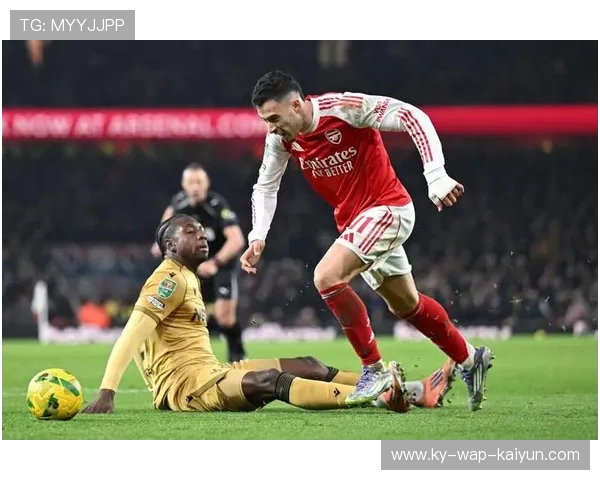 阿森纳左路冲击改由马丁内利主导，速度层次更丰富